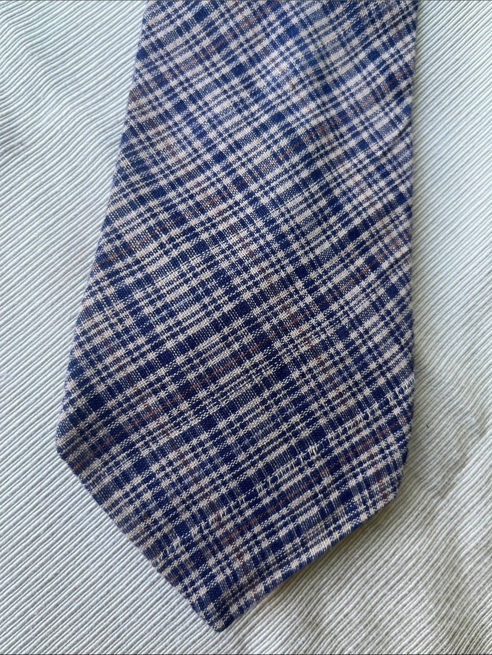 Men's Plaid Neck Tie in woven Blue and Tan - Refined Professional Look casual